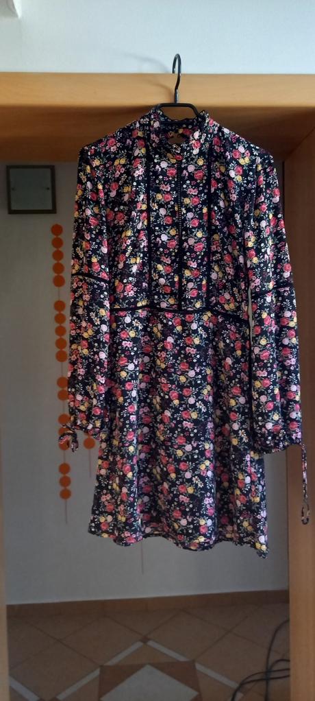 Kvetinkové šaty, h&m,36