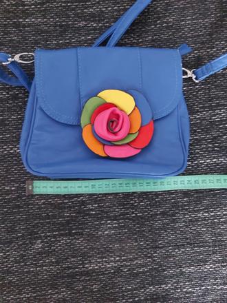 Detská kožena kabelka,