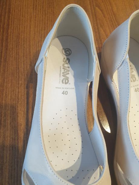 Pohodlné,  kožené sandále, 40