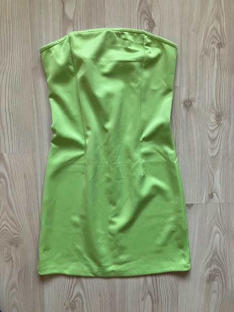 Dámske nové limetkovo  letné šaty bez ramienok, m