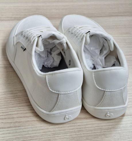 Rebound - all white  42 y194, be lenka,42