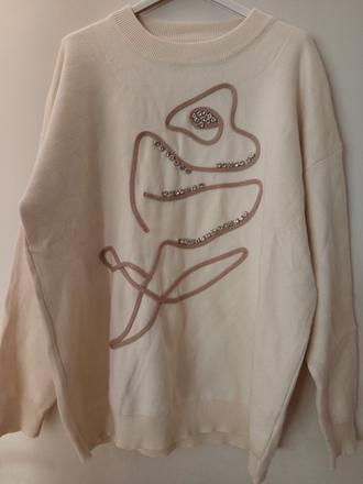 Smotanový pulovrik s ruzou, 