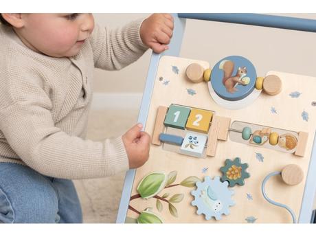 Little dutch chodítko s aktivitami drevené forest,