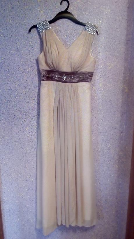 Spoločenské šaty, l