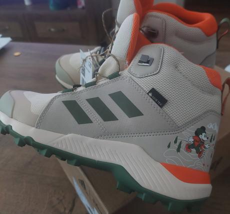 Adidas tenisky, adidas,35