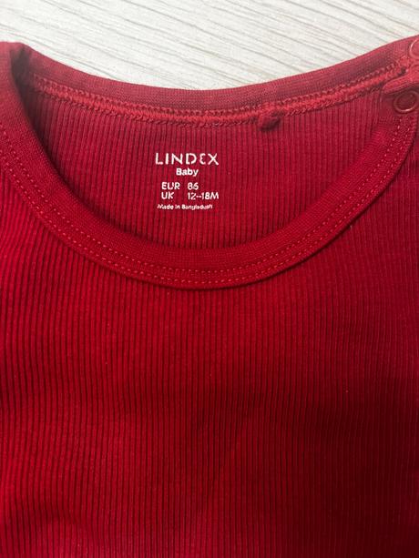 Lindex rastúce červene body vo výbornom stave, lindex,86