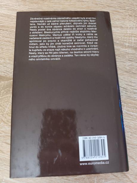 Trenér cz - john grisham,