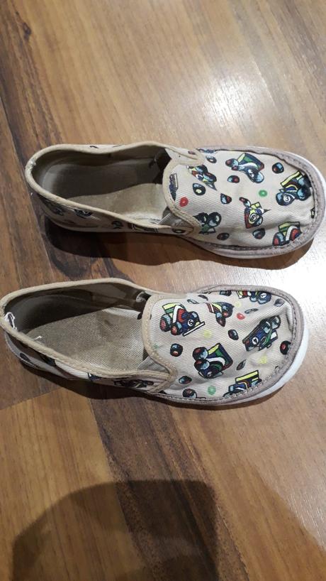 Papučky pre chlapcov 28, 28