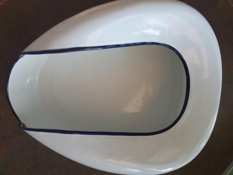 Retro smaltovaná podložná misa, 