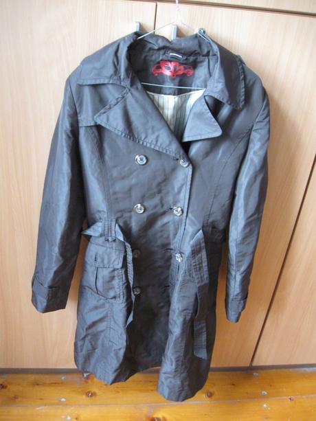 Jesenný/jarný kabátik, 38