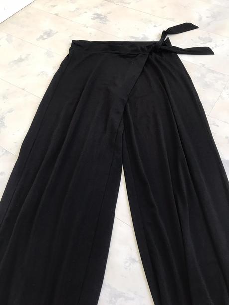 Extravagantné spoločenské nohavice, l