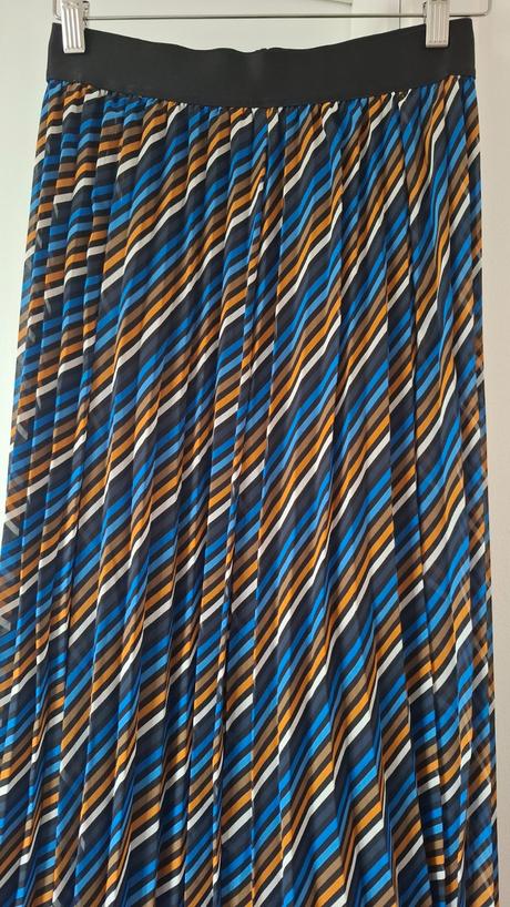 Plisovaná sukňa gestuz, s