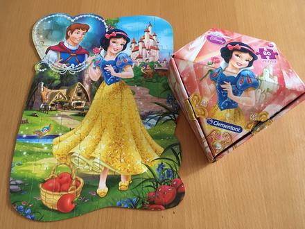 Puzzle disney snehulienka, 