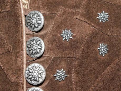 Kvalitny damsky blejzer/sako /kroj, 38