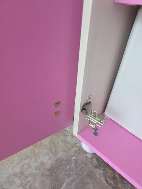 Ružová skriňa cilek muffiny,