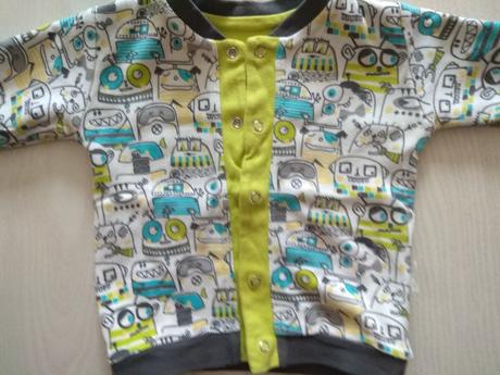 Komplet s obojstrannou mikinou, 86