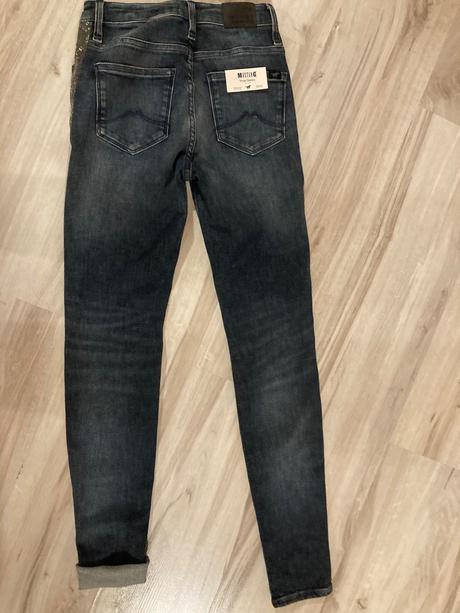 Rifle mustang, mustang,26