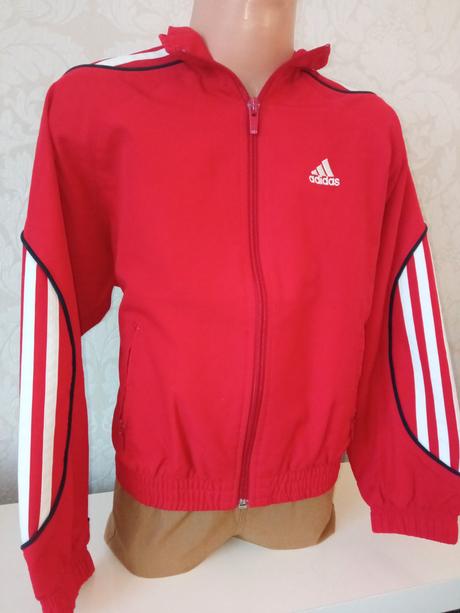 Červená šušťáková vetrovka adidas veľk.128, adidas,128