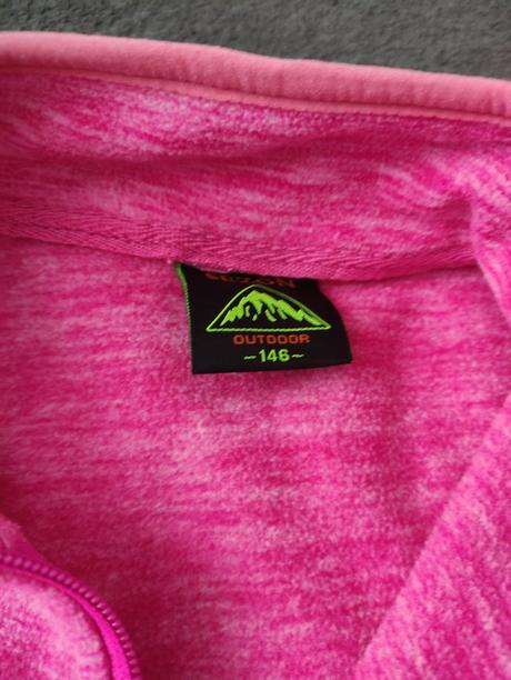 Mikina s kompasom, 146