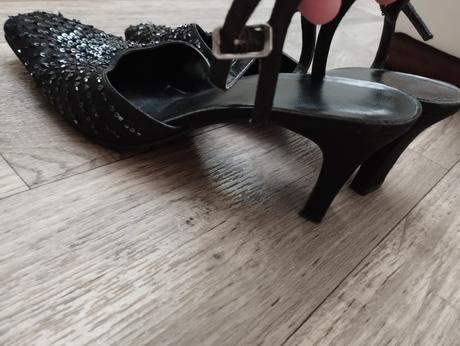 Čierne elegantné sandále č.39, 39