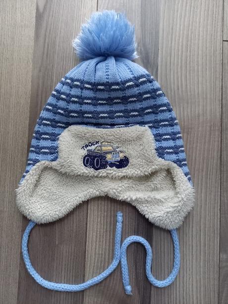 Kožušinová čiapka na 2-3 roky, 68