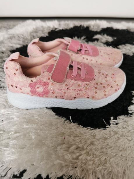 Lahké tenisky v. 27, 27