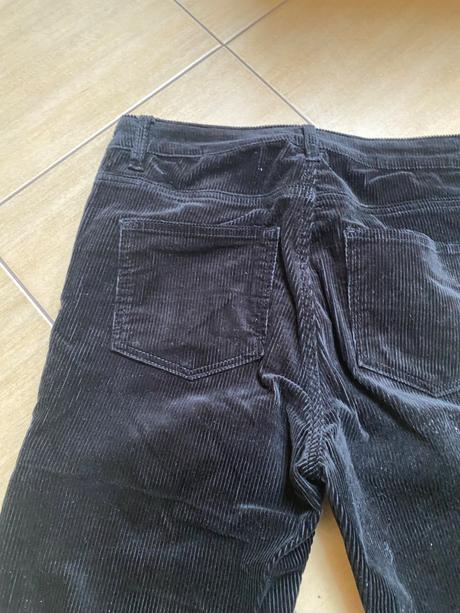 Menžestrove nohavice, h&m,s