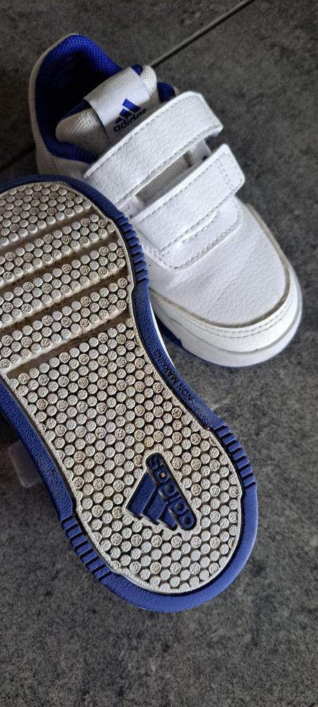 Tenisky adidas, adidas,23