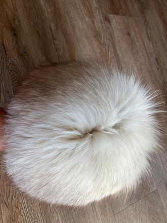 Pravá kožušinová čiapka, 