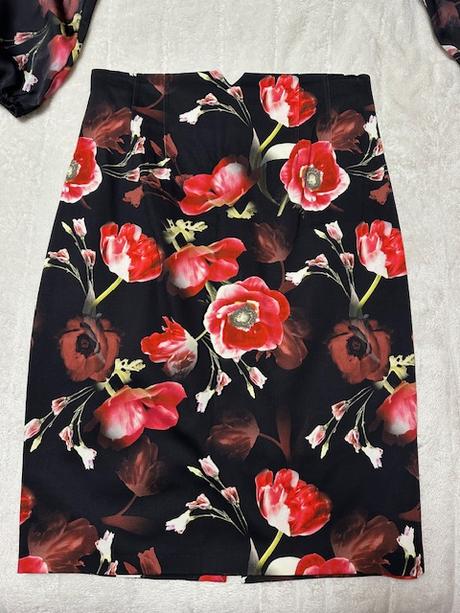 Sukňový kostým s divými makmi zn. orsay, orsay,40