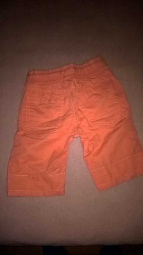 Šortky a tričko, 110