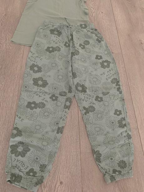 Ľahukinké nohavice na leto, h&m,140