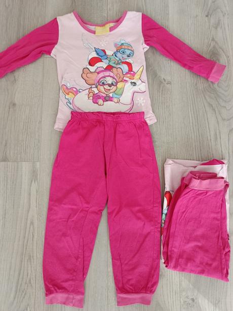 Mikiny súpravy pyzama, 104