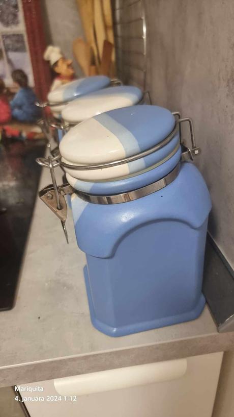 3x velke keramicke dozy,