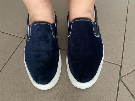 Nasuvacie tenisky, 40