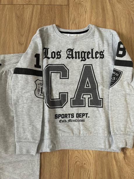 Tepláky a mikiny veľ. 146/152, 140–152