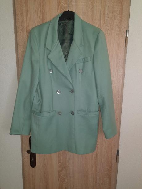 Predĺžené sako, m