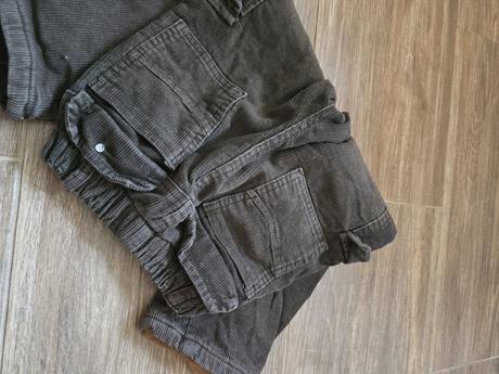 Menčestráky hrubé č.104, 104