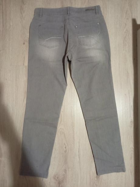 Rifle na nižšiu postavu, 40