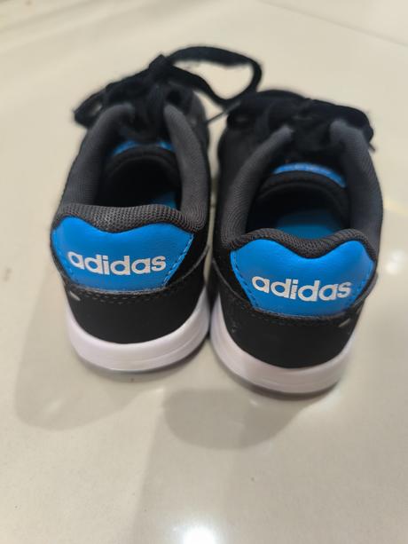 Adidas tenisky, adidas,30