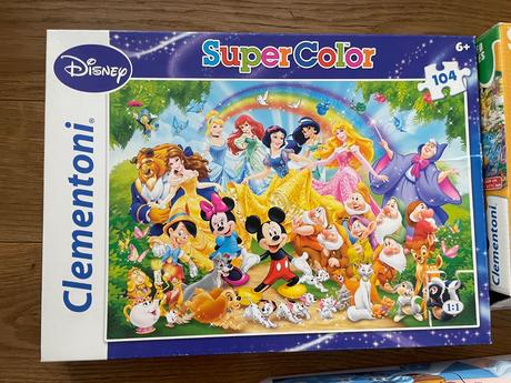 Lego a puzzle,