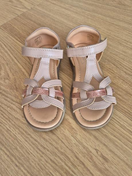 Predám sandalky, 30