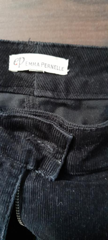 Ozaj čierne menzestraky, l