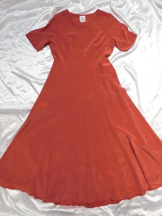 Luxusne hodvabne šaty, laura ashley,38