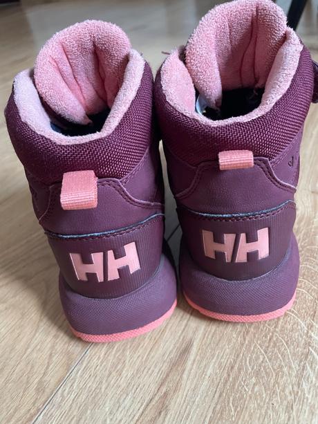 Helly hansen, vyborny stav, po dcerke, 31