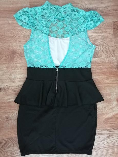 Mini šaty s čipkou, s