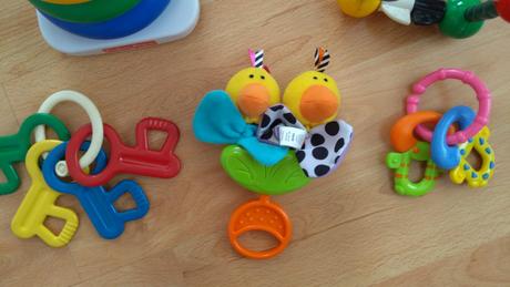 Prvé hračky, hryzatka,