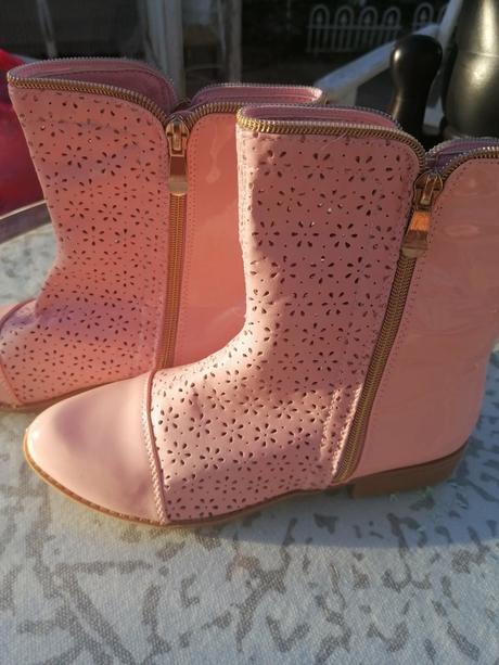 Jarné čižmičky, 38