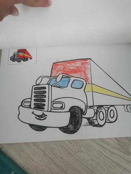 Omaľovánka super book,