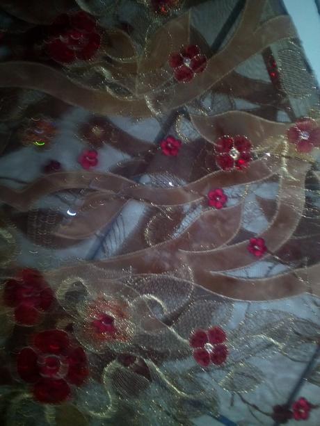 Saty prilezitostne, s